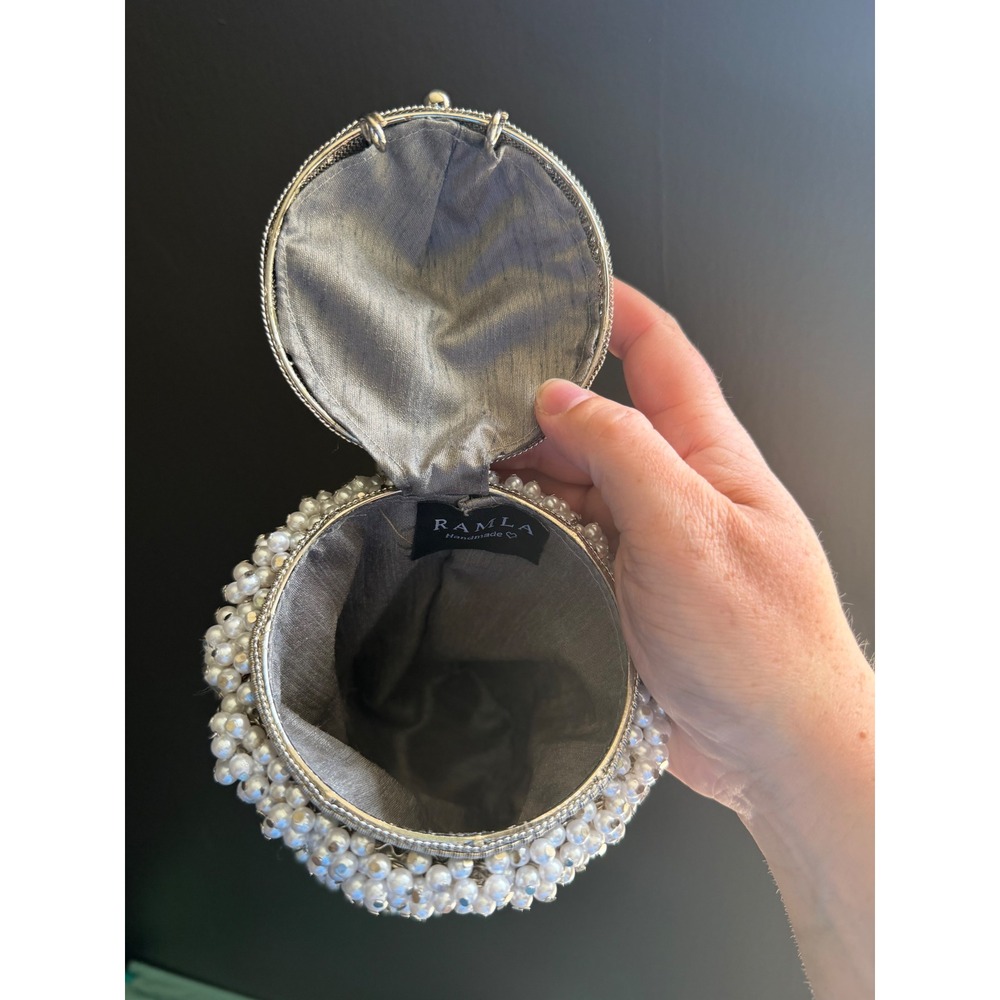 Ramla Cocktail Pearl Signature Bag OS Silver White Beaded Lantern Evening Bag - Picture 6 of 10